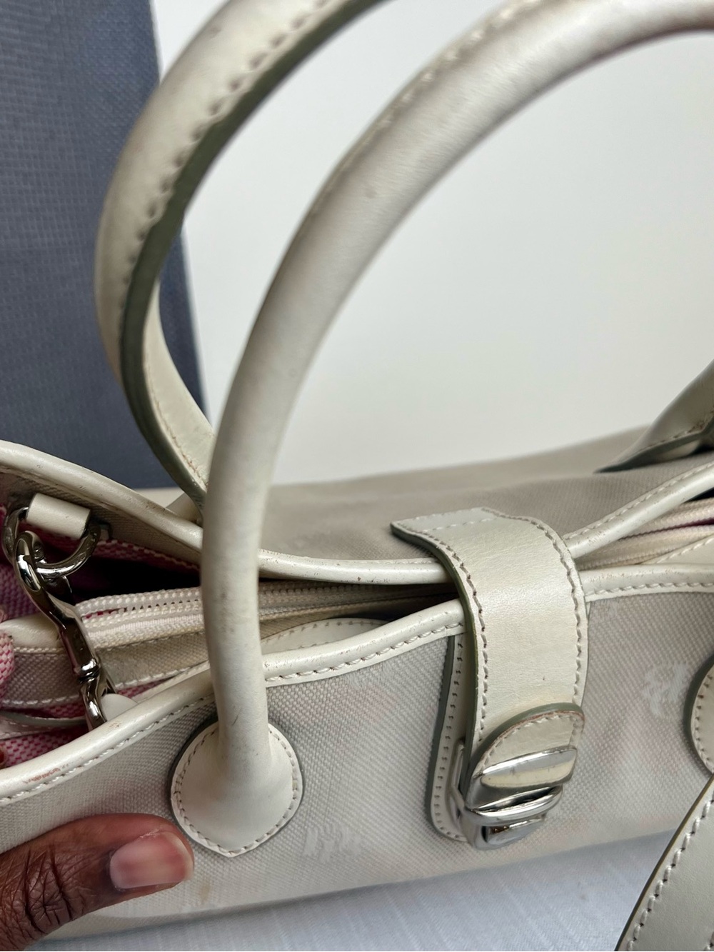 Dooney & Bourke Vintage Beige Logo Satchel with Cream Trim - Picture 3 of 10